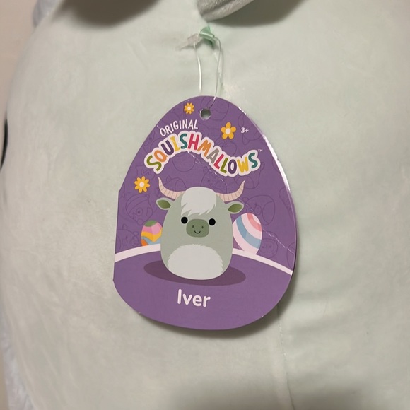 Iver the cow squishmallow set - Picture 3 of 5